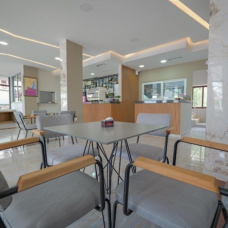Hotel Kroi คซามิล ภายนอก รูปภาพ