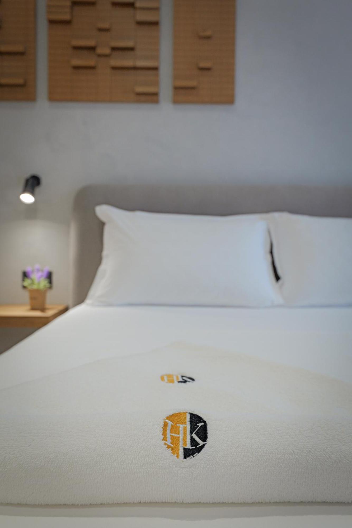 Hotel Kroi คซามิล ภายนอก รูปภาพ