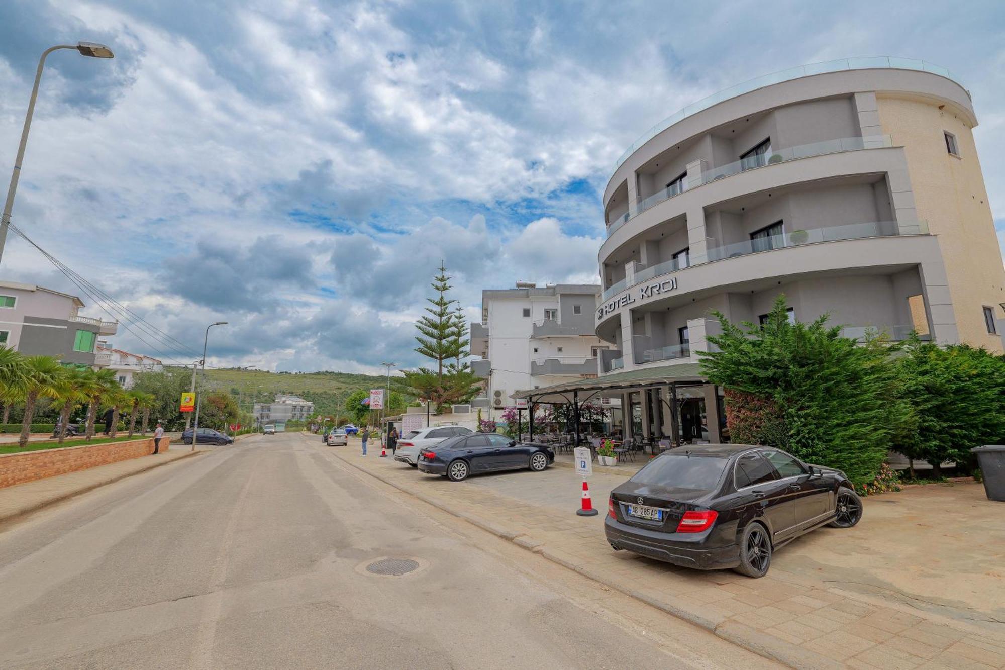 Hotel Kroi คซามิล ภายนอก รูปภาพ
