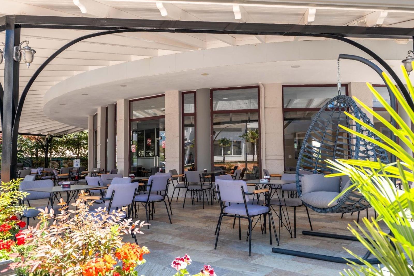 Hotel Kroi คซามิล ภายนอก รูปภาพ