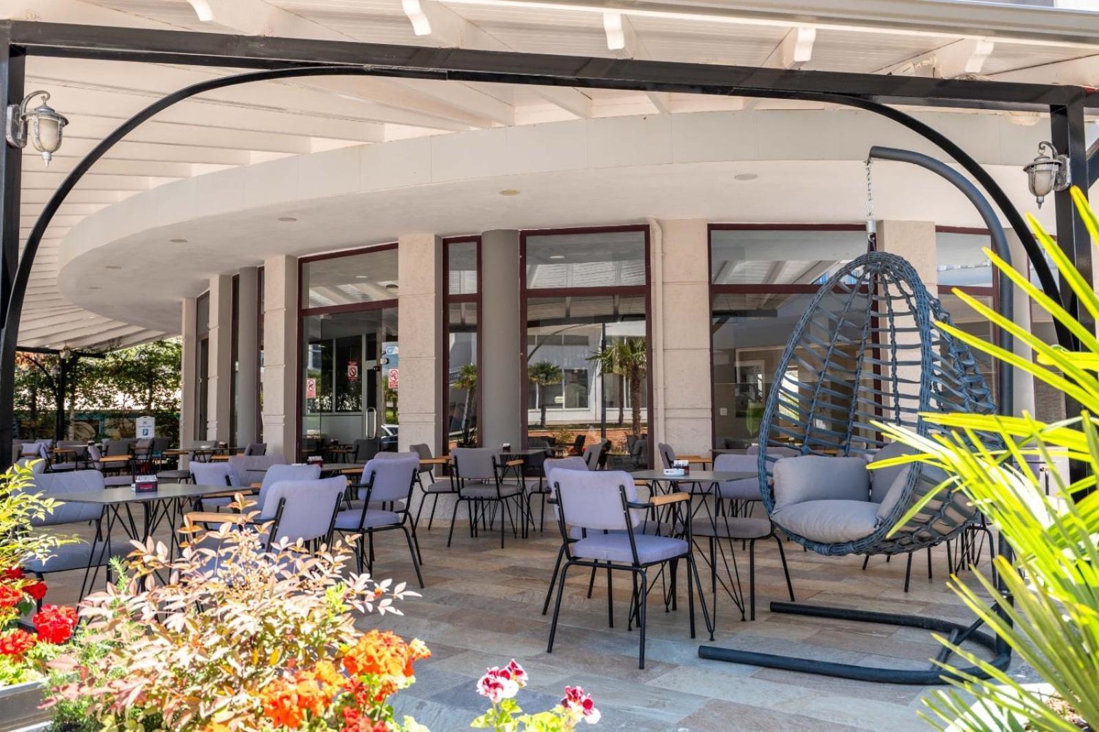 Hotel Kroi คซามิล ภายนอก รูปภาพ